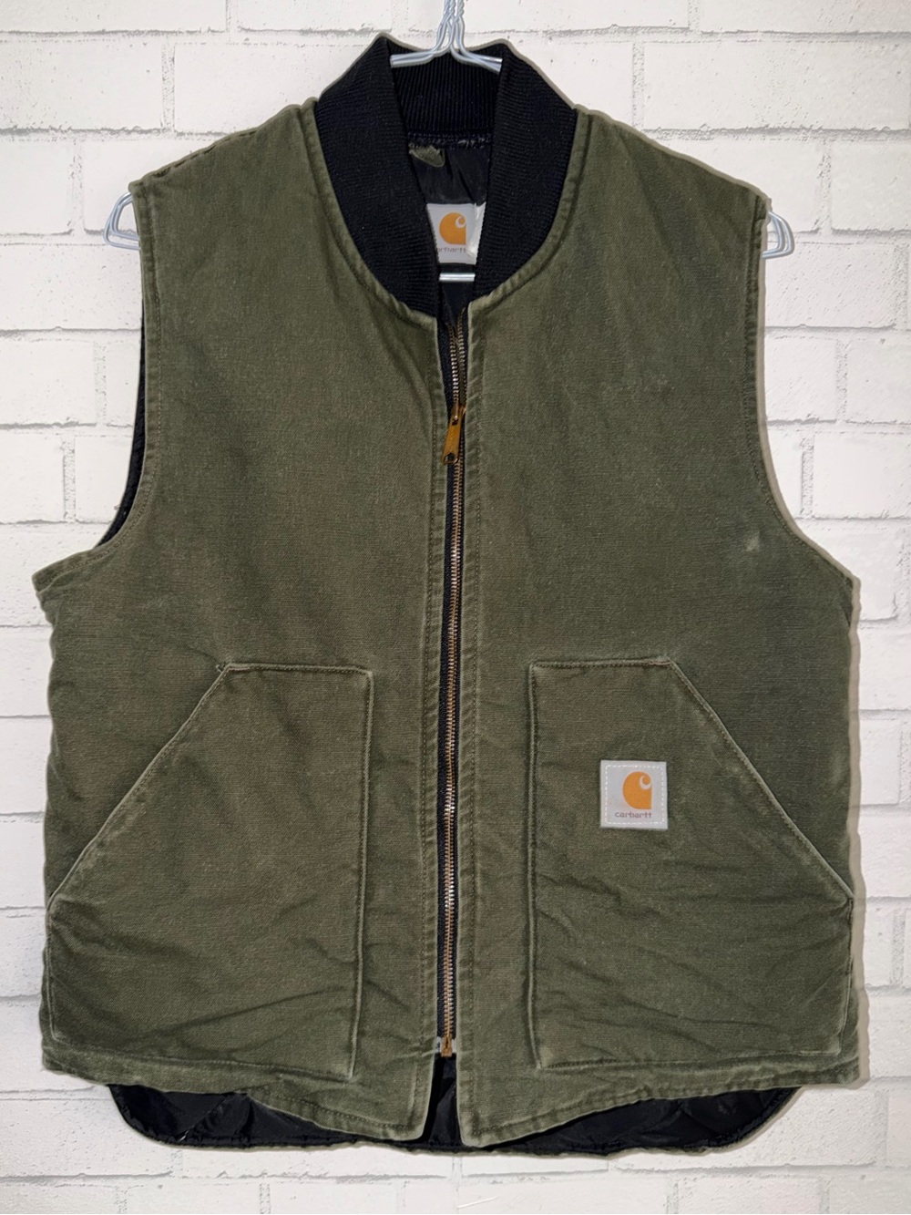 Carhartt $89 Men's V-01 Olive Green Duck Work Vest STYLE #106676 Large EUC